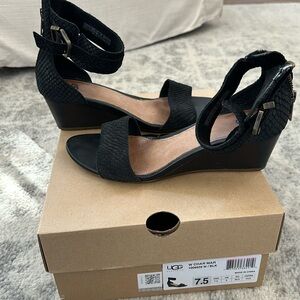 Beautiful women’s low wedge sandal